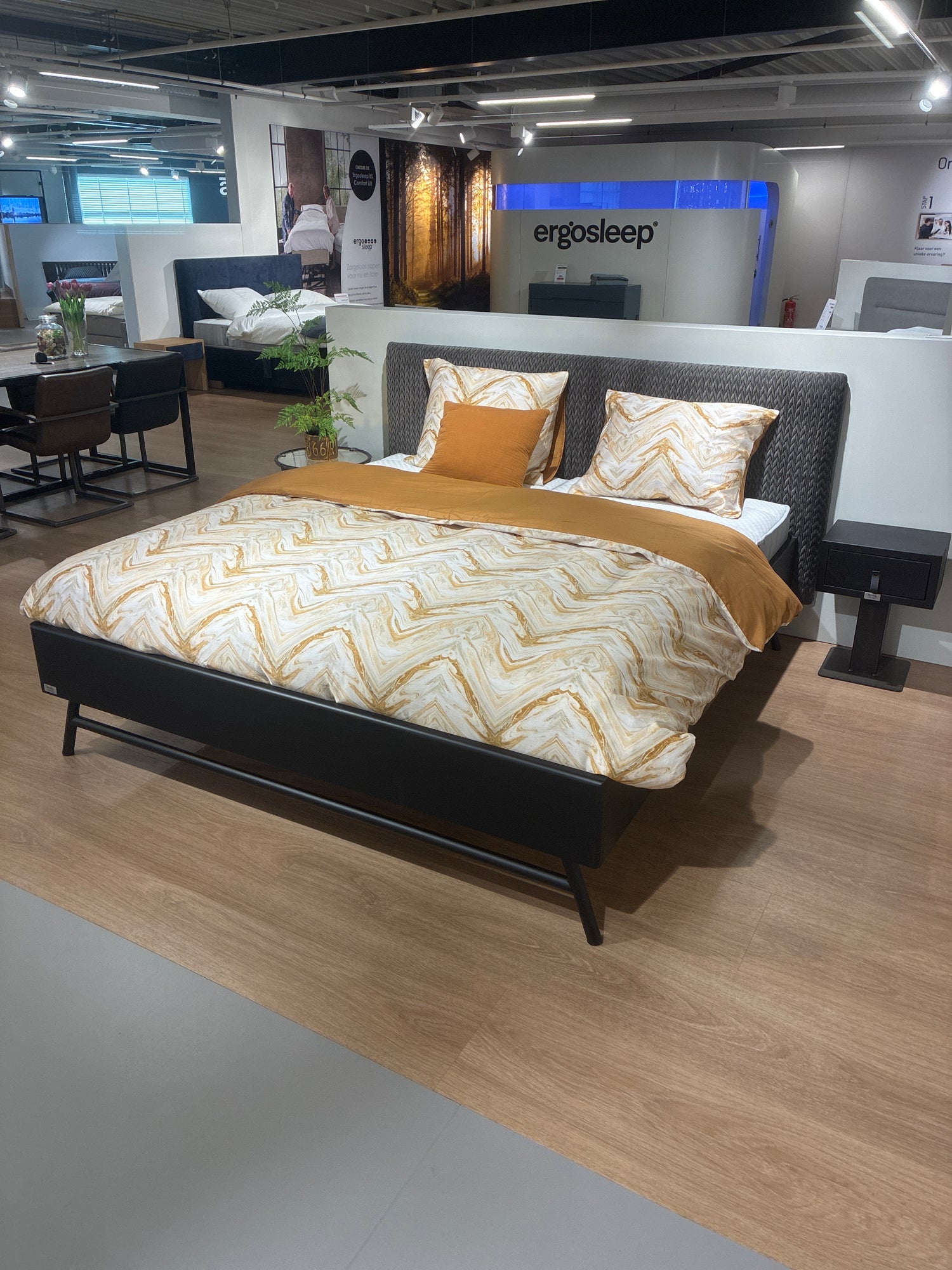 Showmodel Steel and Stockings Ledikant Kinks - 180 x 200 cm