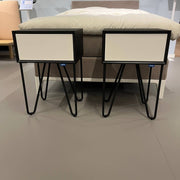 Showmodel Auping Pixel nachtkastjes - Deep Black & Pure White - set van 2