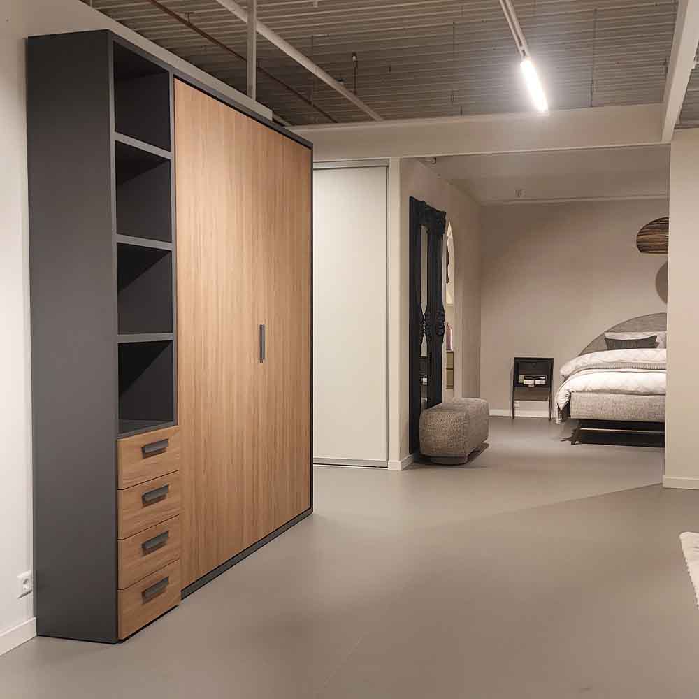 Cinquanta3 boekenkast met opklapbed