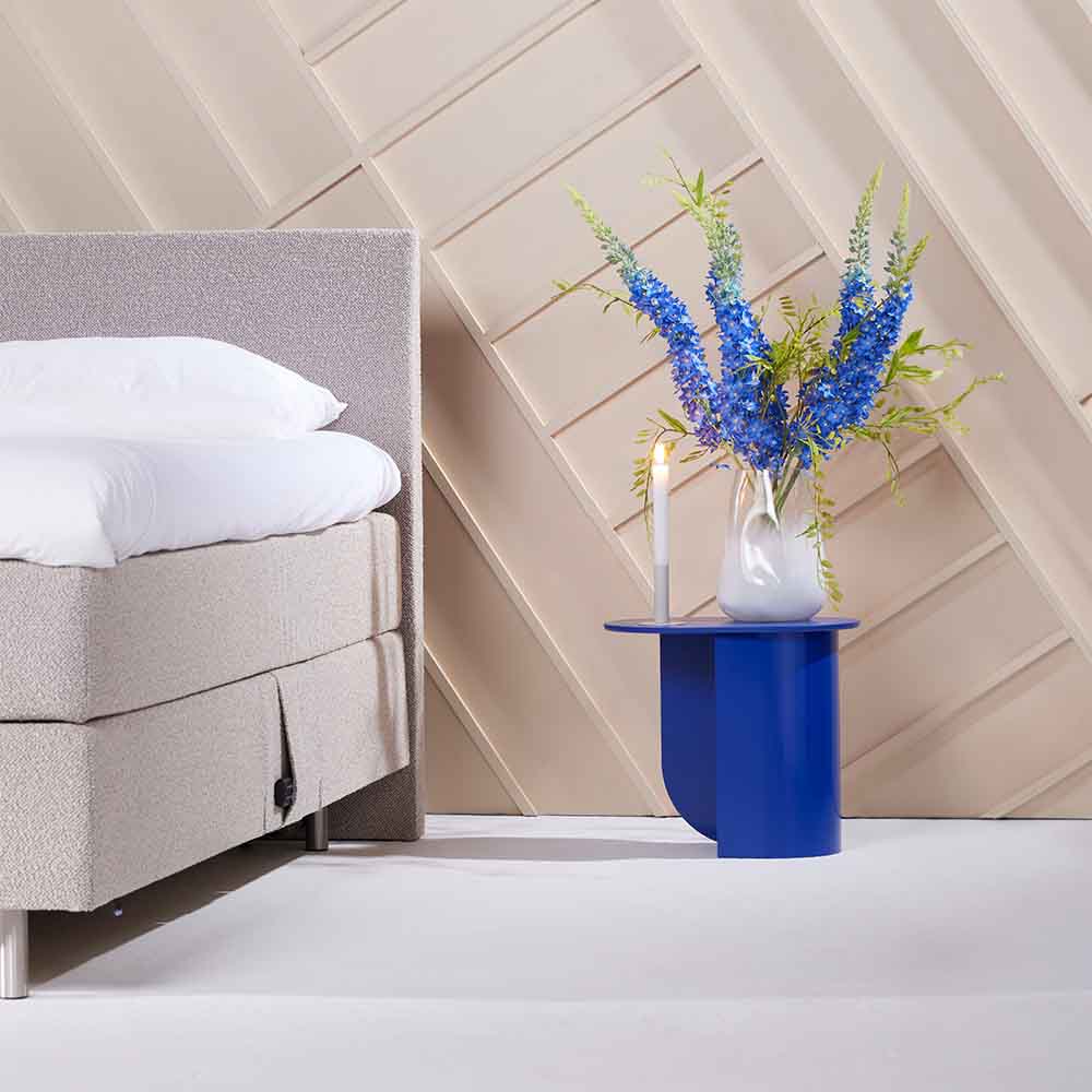 Eastborn boxspring Oblique