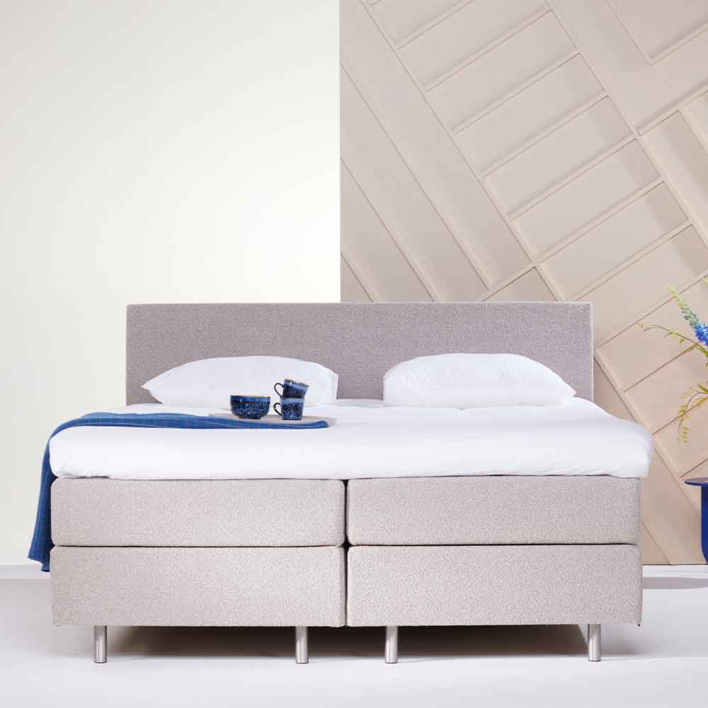 Eastborn boxspring Oblique