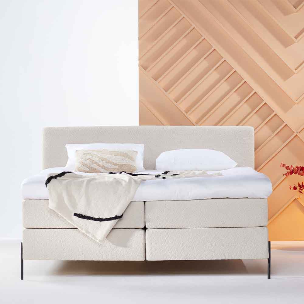 Eastborn boxspring Plum