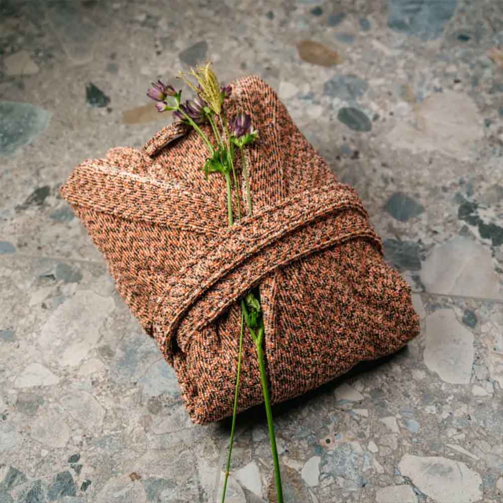 Kayori Kakeyu Badjas Rood