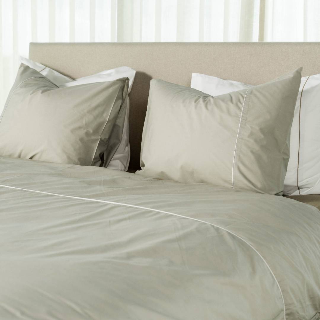 Kayori Sasaki Taupe