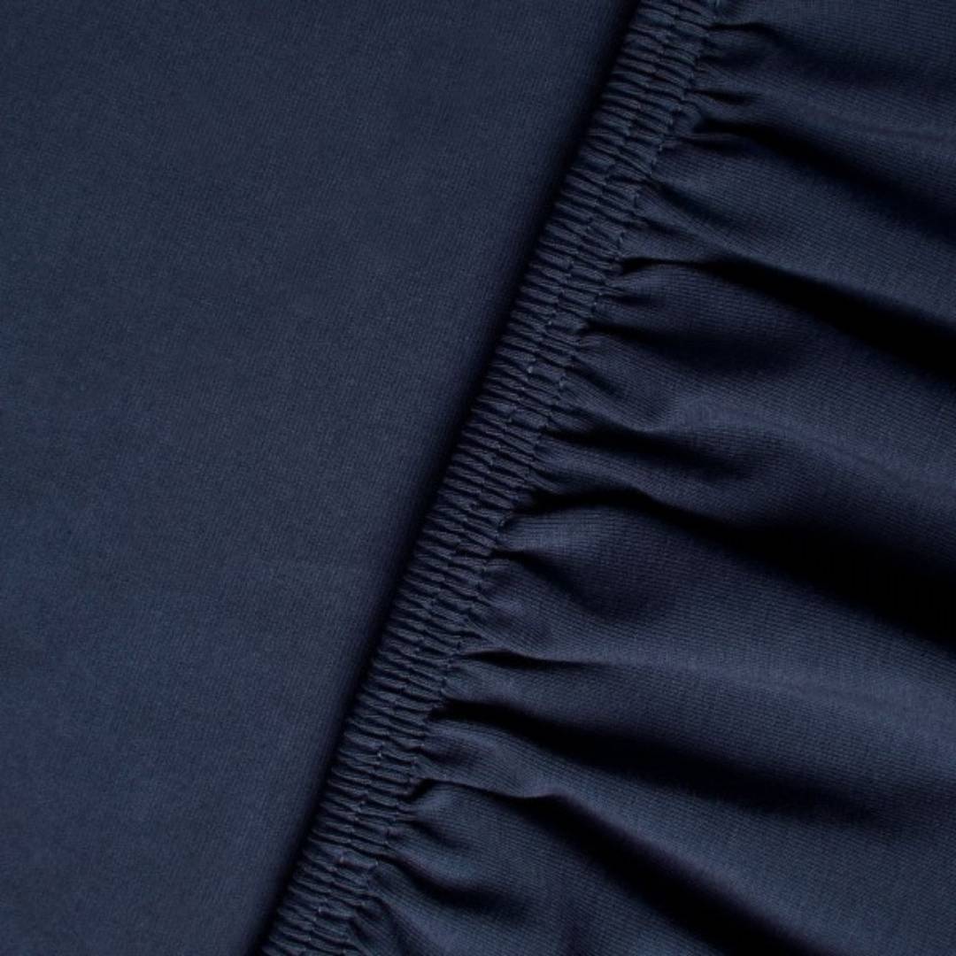 Kayori Saiko hoeslaken Navy