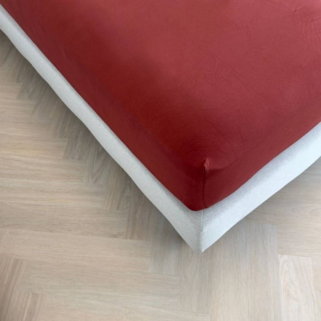 Kayori Saiko hoeslaken Rood
