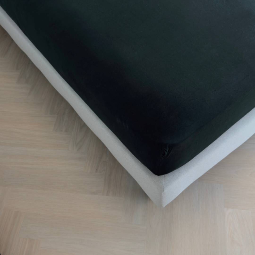 Kayori Saiko hoeslaken Zwart