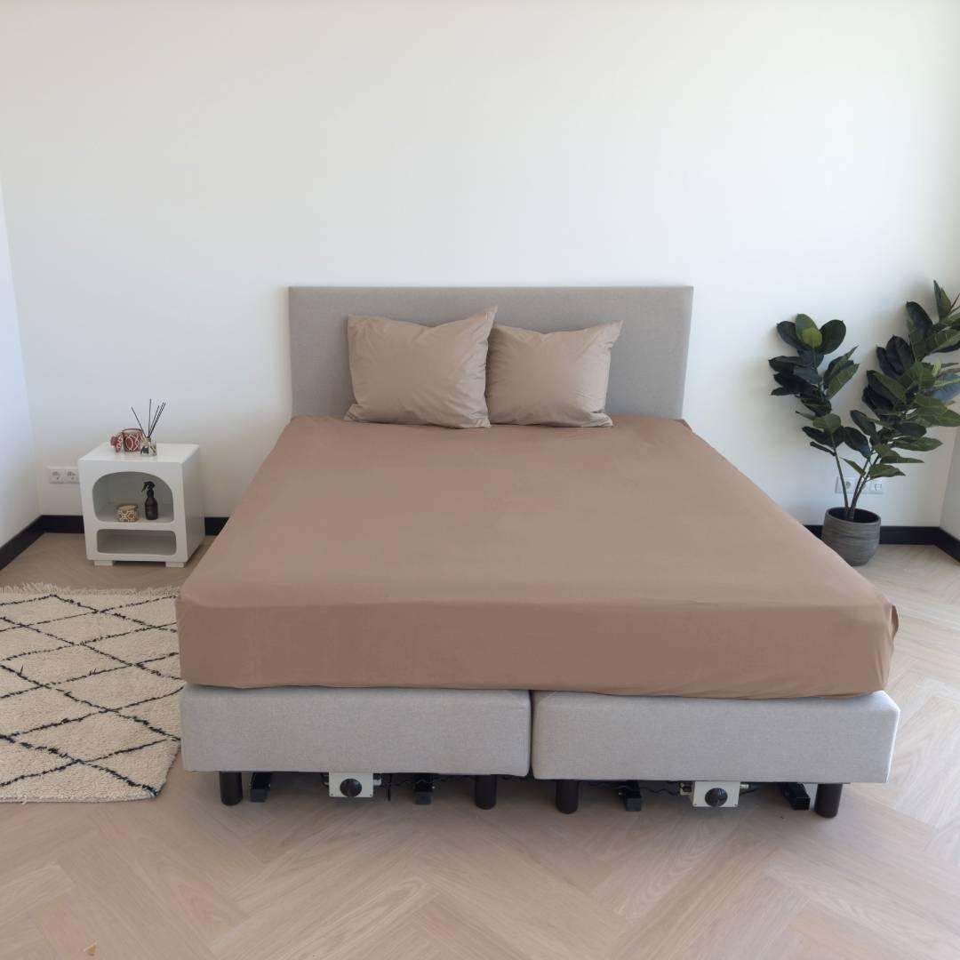 Kayori Sota hoeslaken Taupe