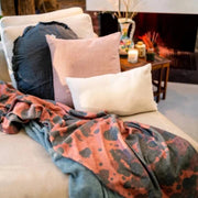 Kayori Adame sprei Terra