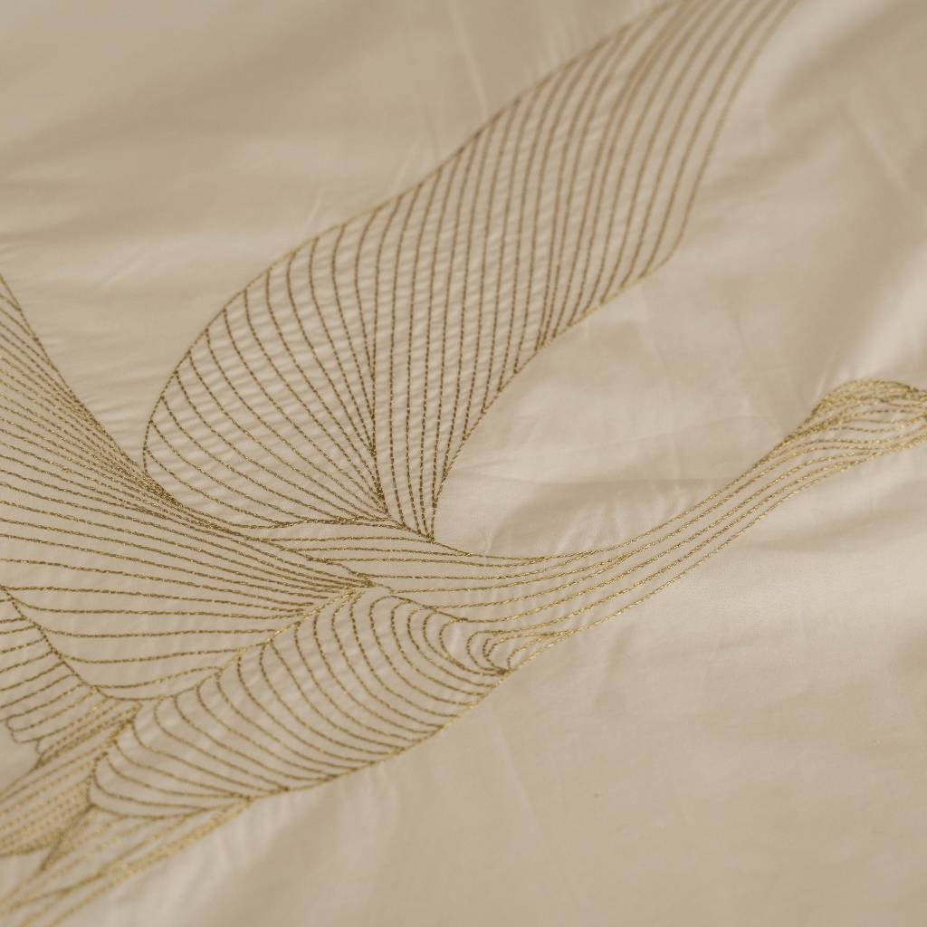 Kayori Hira Offwhite
