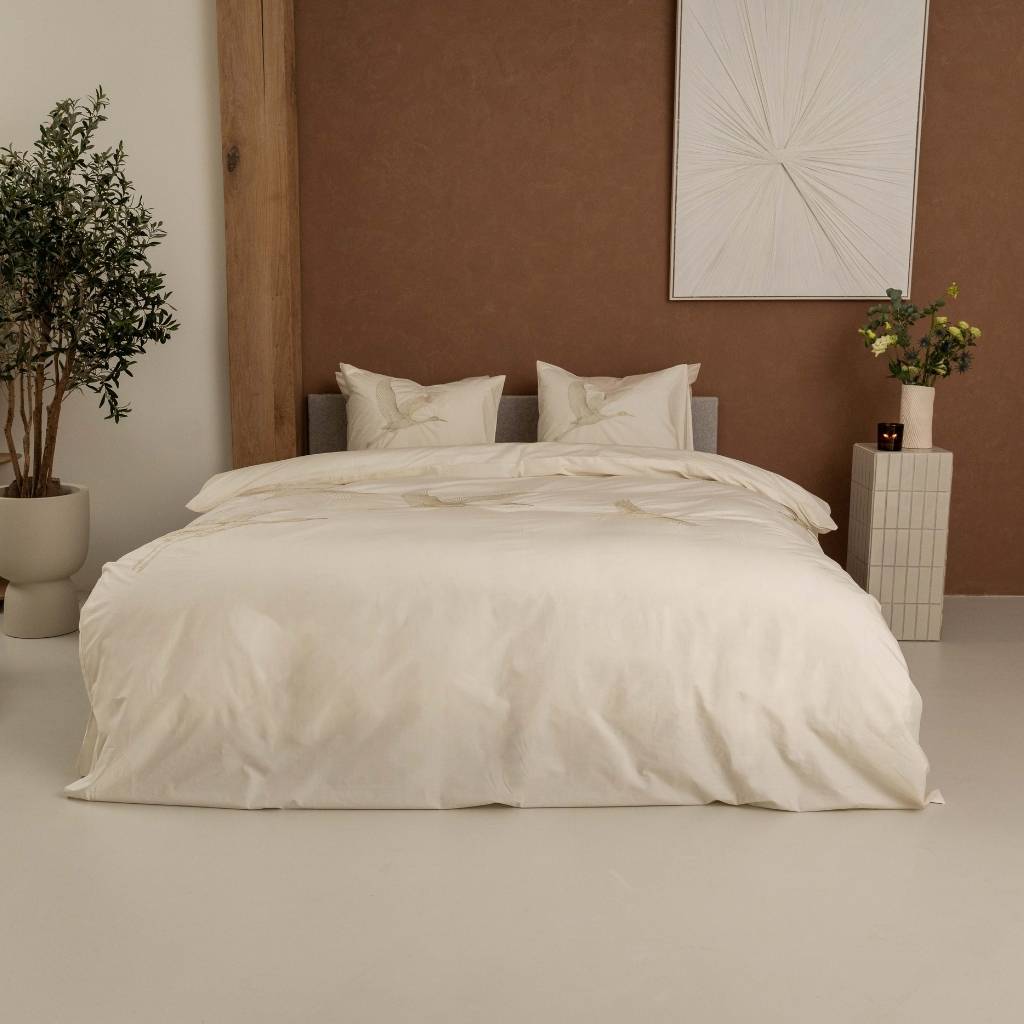 Kayori Hira Offwhite