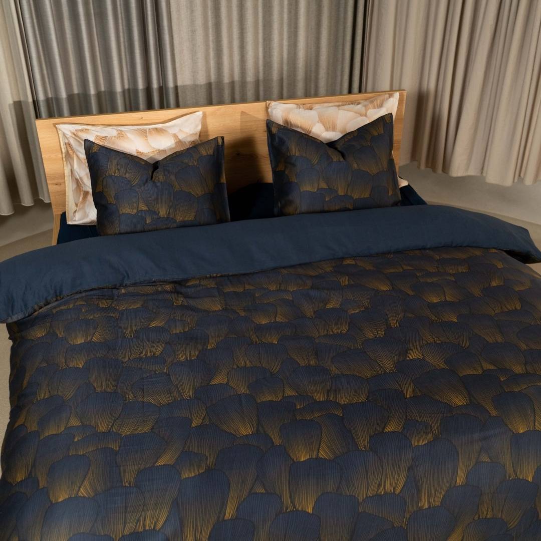 Kayori Koji Blauw