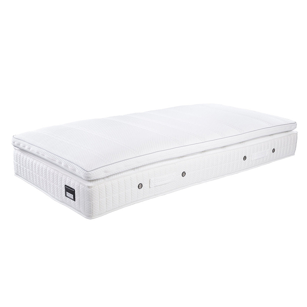 Magnitude Comforter Nuage