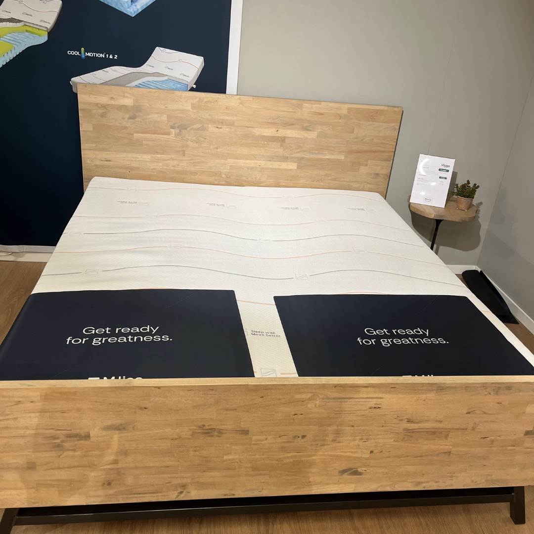 Showmodelmatras M line Cool Motion Duo Cover 5 en 6