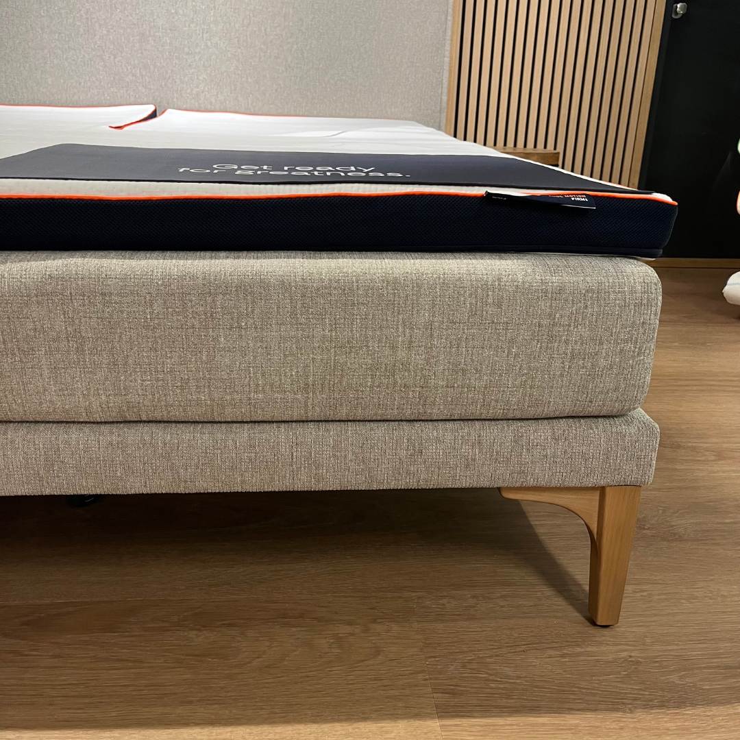 Showmodel M line Element Mind