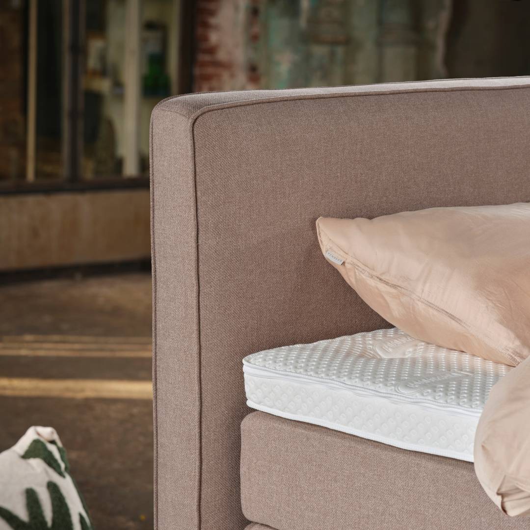 Pullman Express Liverpool