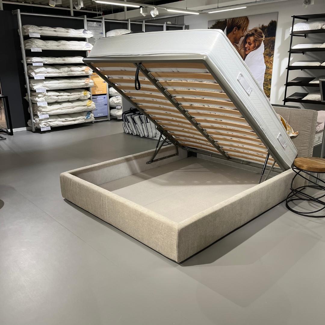 Showmodel Cinquanta3 bed York met opbergruimte 160 x 200 cm