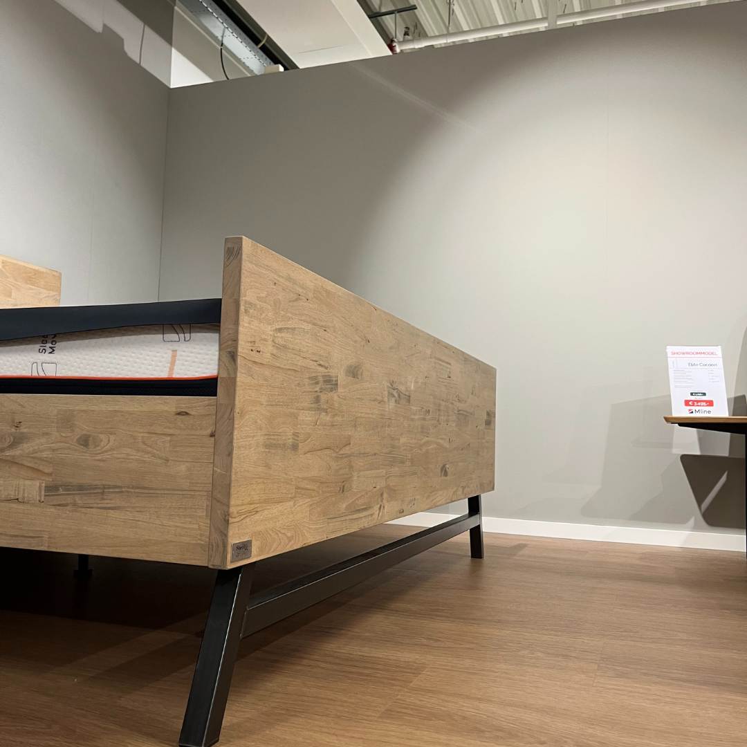 Showmodel Steel & Stockings Viggo - 180 x 200 cm