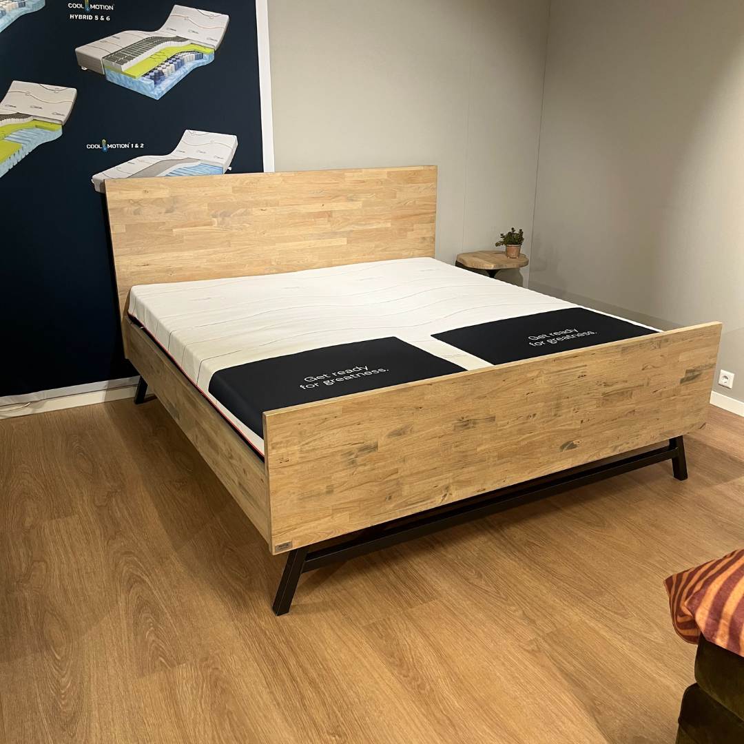 Showmodel Steel & Stockings Viggo - 180 x 200 cm