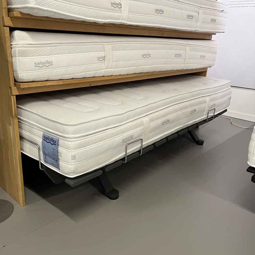 Showmodel lattenbodem Swissflex Uni 20 Bridge_05 op poten - 90 x 200 cm