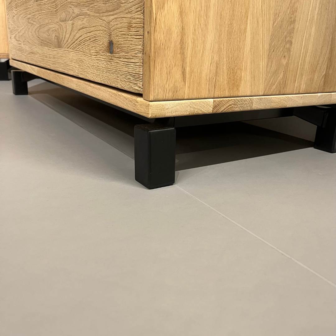 Showmodel Tjornbo commode 81 cm hoog