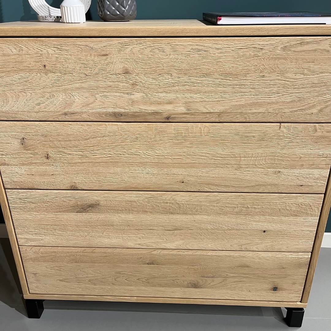 Showmodel Tjornbo commode 81 cm hoog