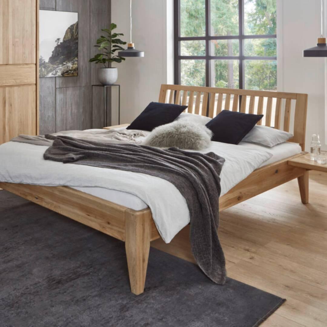 Tjornbo Easy Sleep met houten hoofdbord