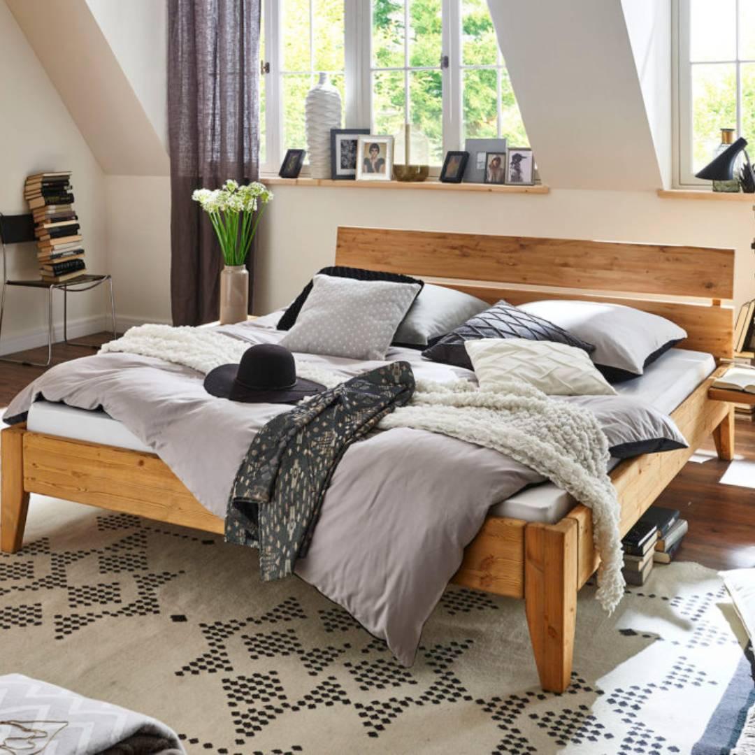 Tjornbo Easy Sleep met houten hoofdbord