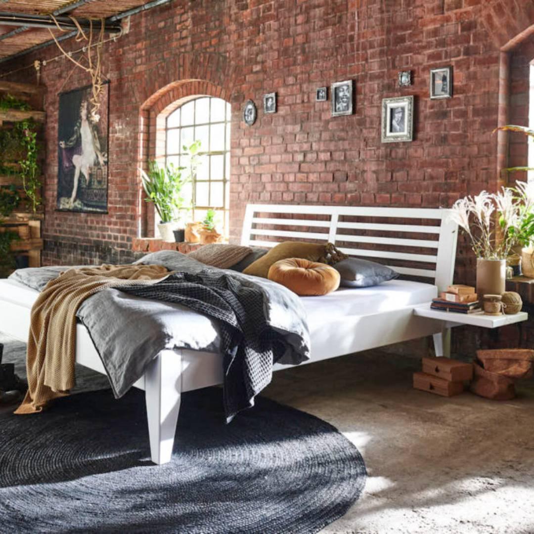 Tjornbo Easy Sleep met houten hoofdbord