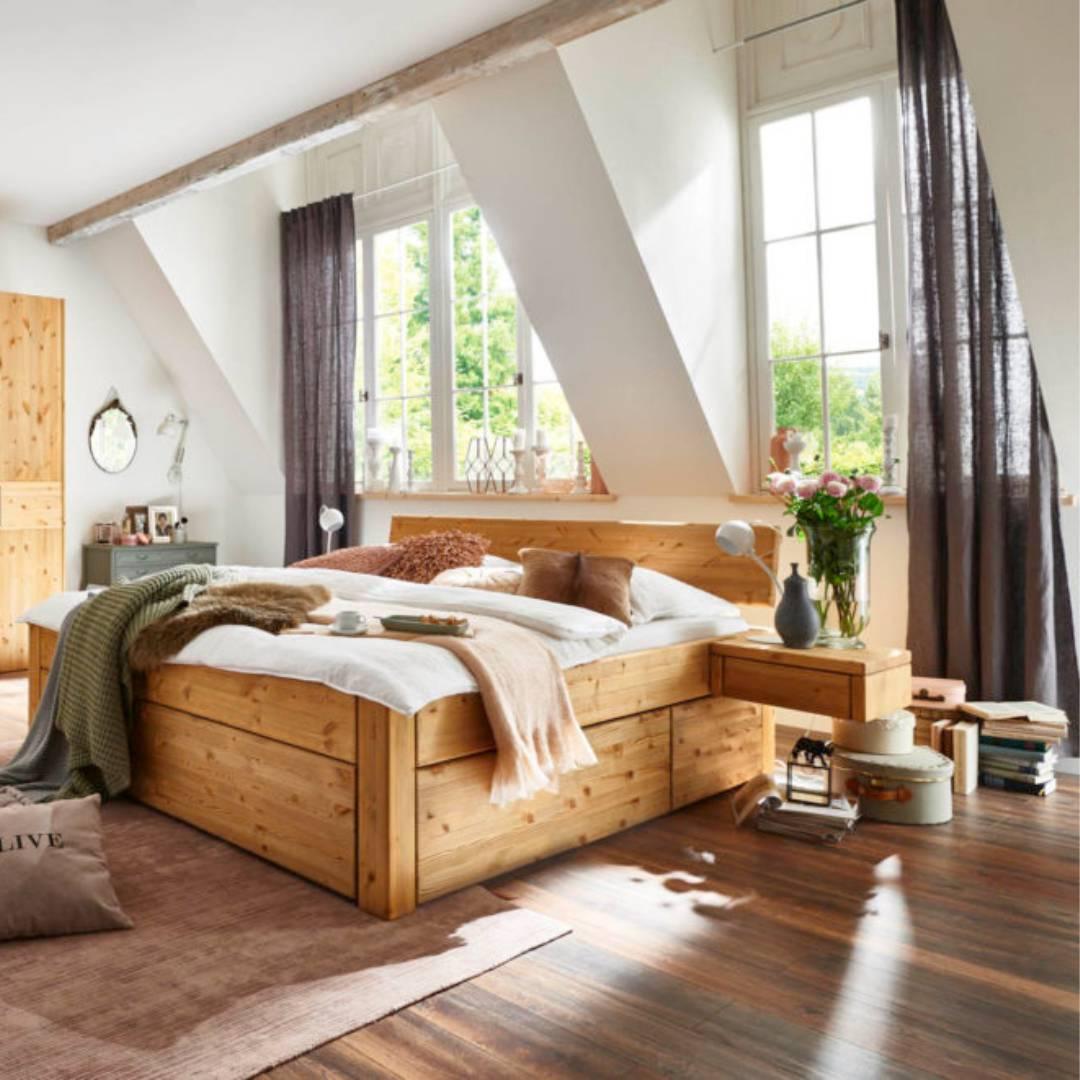 Tjornbo Easy Sleep met laden en houten hoofdbord