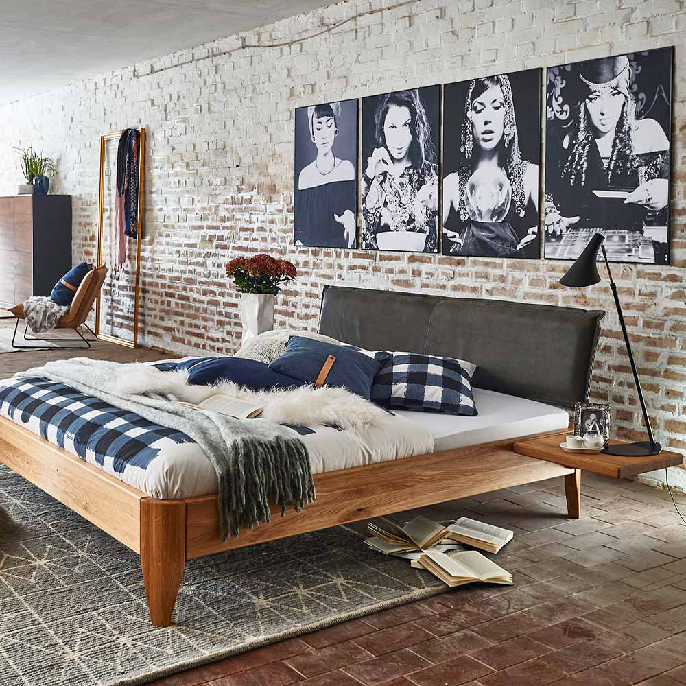 Tjornbo Easy Sleep met gestoffeerd hoofdbord Leder