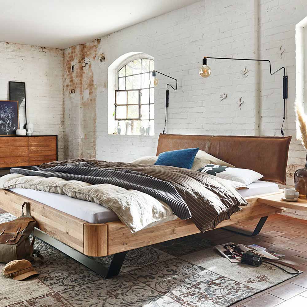 Tjornbo Easy Sleep met gestoffeerd hoofdbord Leder