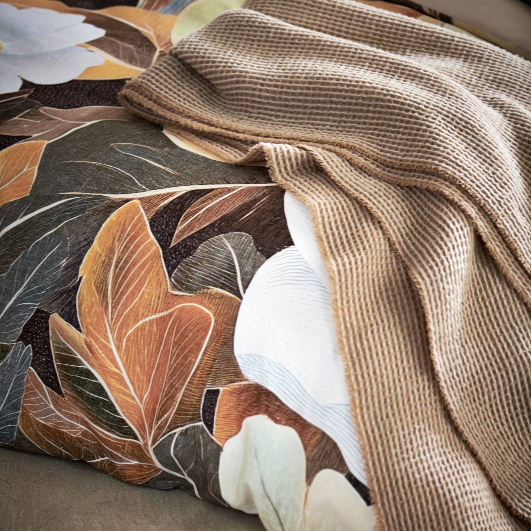 Vandyck Home 95 Soft Tan