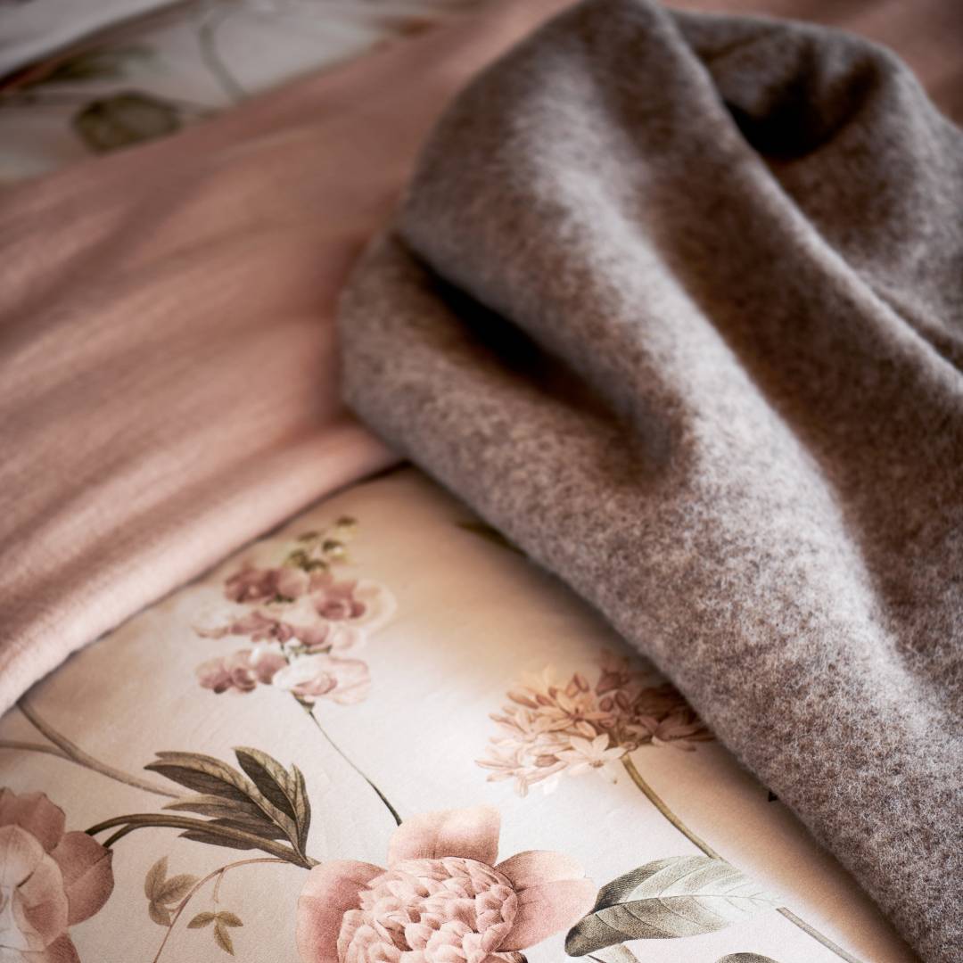 Vandyck Home Bellavita Sand