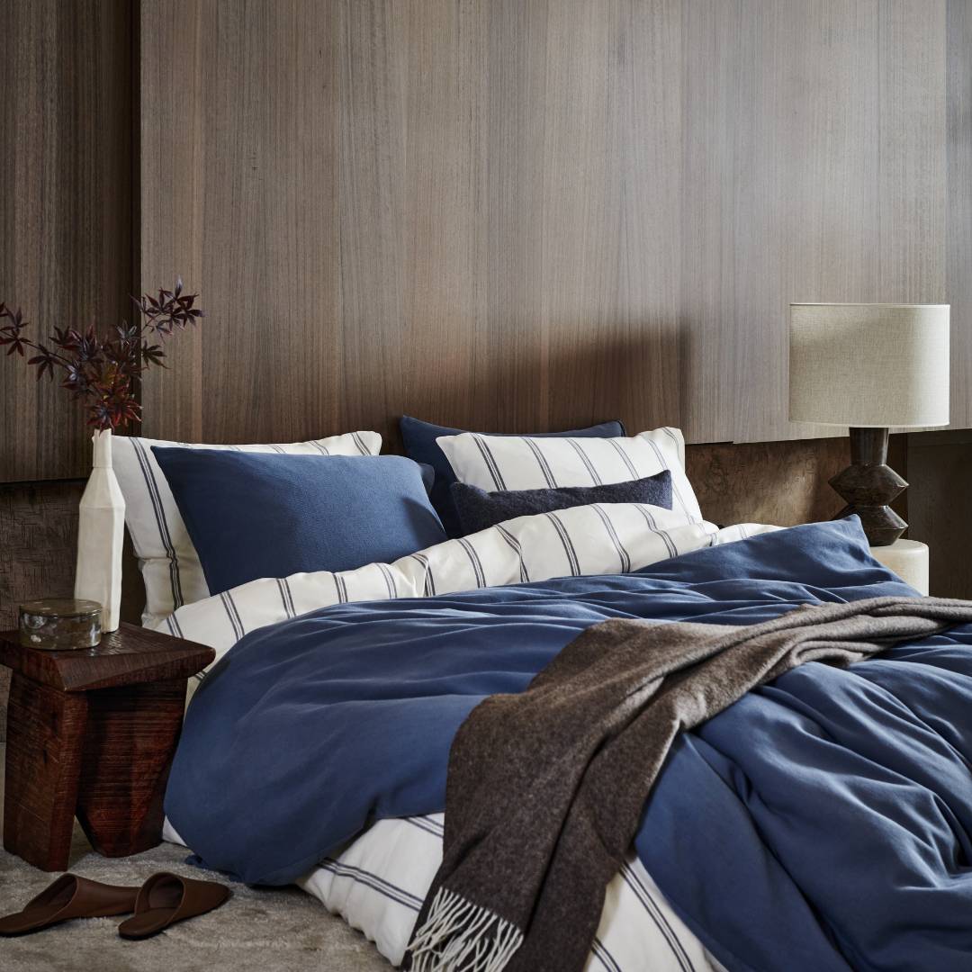 Vandyck Home Serina Espresso